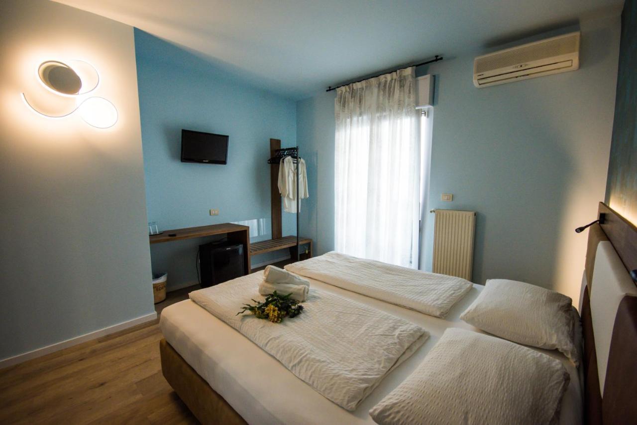 Hotel Eden Torri Del Benaco Ngoại thất bức ảnh