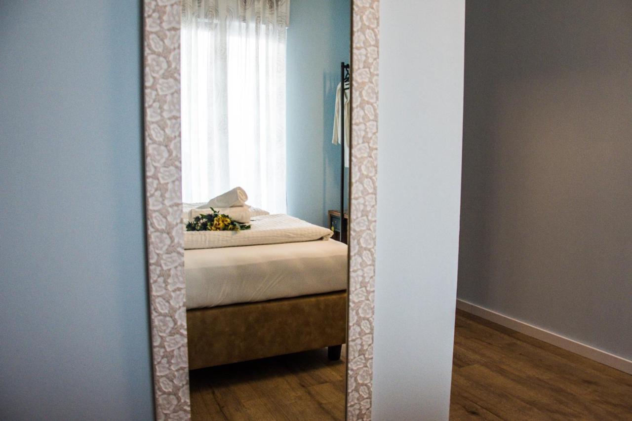 Hotel Eden Torri Del Benaco Ngoại thất bức ảnh