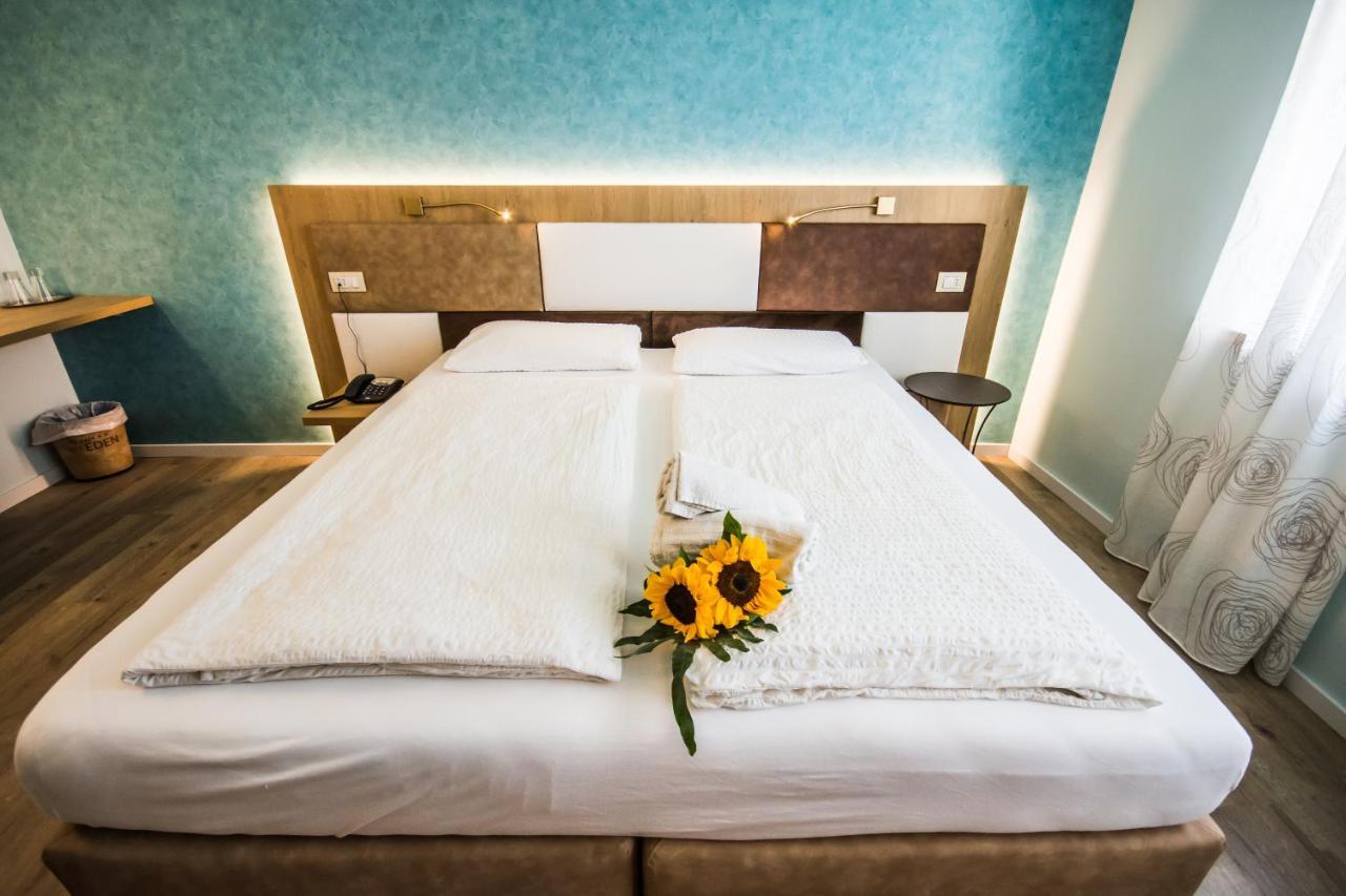 Hotel Eden Torri Del Benaco Ngoại thất bức ảnh