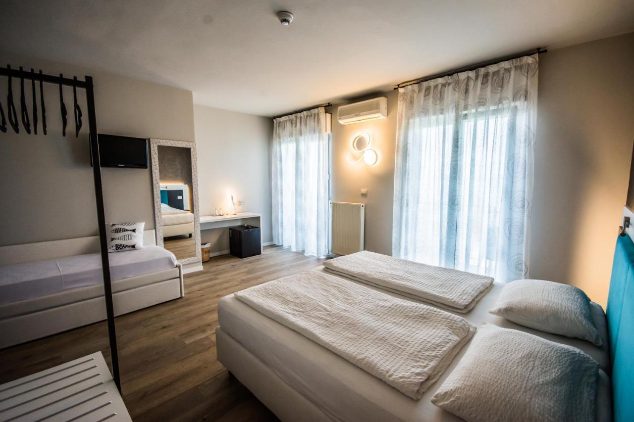 Hotel Eden Torri Del Benaco Ngoại thất bức ảnh