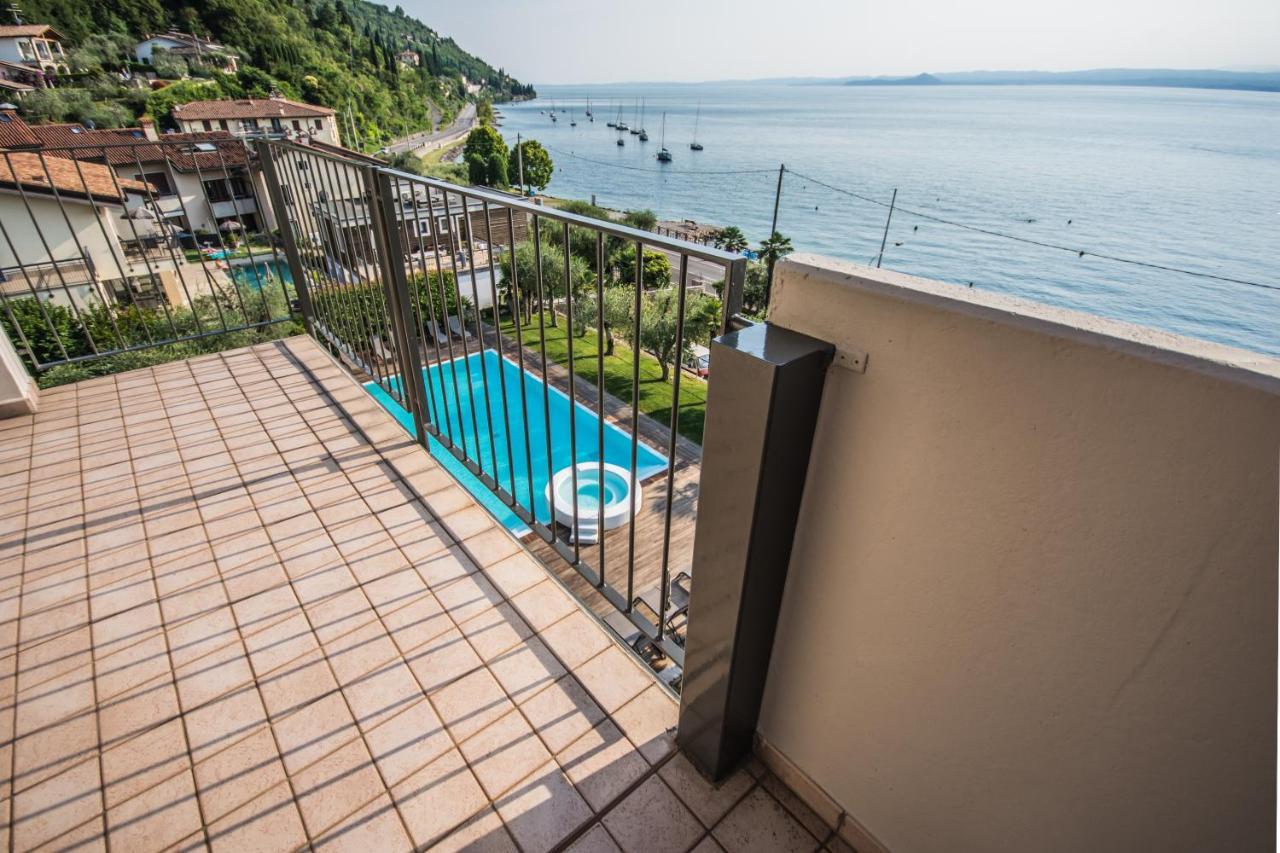 Hotel Eden Torri Del Benaco Ngoại thất bức ảnh